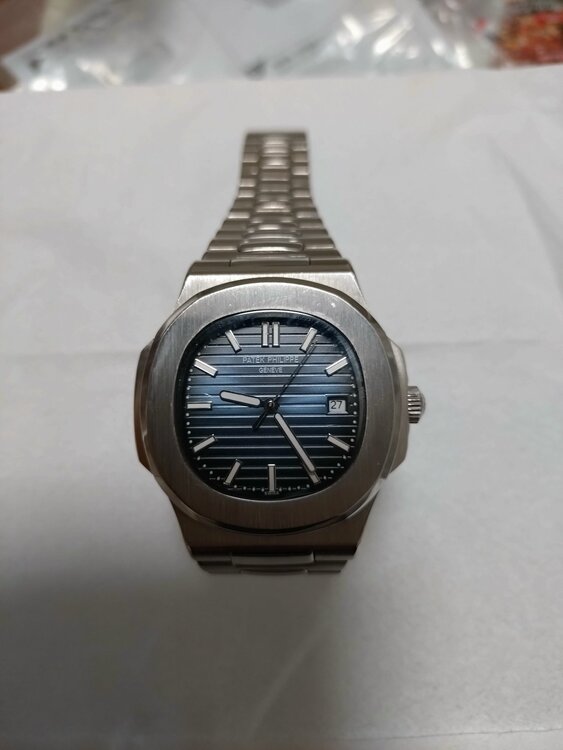 パテックフィリップ ノーチラス （高級時計）の商品画像 - 査定依頼日：2026年2月27日 - 最高査定価格：15,000,000円