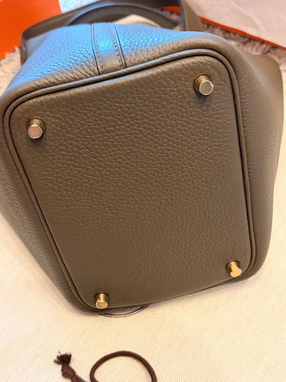 Hermès Picotin Lock 18（エルメス ピコタンロック18）（ブランドバッグ）の商品画像 - 査定依頼日：2026年7月28日 - 最高査定価格：630,000円
