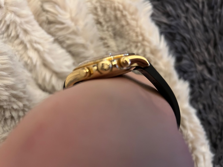 ロレックスデイトナ（高級時計）の商品画像 - 査定依頼日：2026年1月4日 - 最高査定価格：3,850,000円