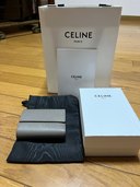 スモールトリフォールレザーコンパクトウォレット（ブランド財布・小物）の商品画像 - 査定依頼日：2023年3月23日 - 最高査定価格：10,000円