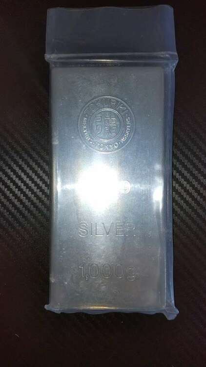 徳力本店　シルバーインゴット１０００ｇ（金・貴金属）の商品画像 - 査定依頼日：2025年5月29日 - 最高査定価格：100,000円
