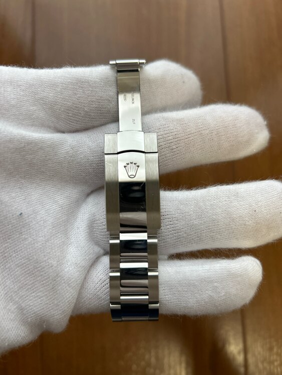 ロレックス デイトジャスト 12630（高級時計）の商品画像 - 査定依頼日：2023年12月11日 - 最高査定価格：1,200,000円