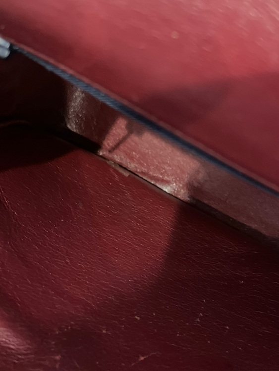 ダブルチェーンショルダー（ブランドバッグ）の商品画像 - 査定依頼日：2025年11月18日 - 最高査定価格：150,000円