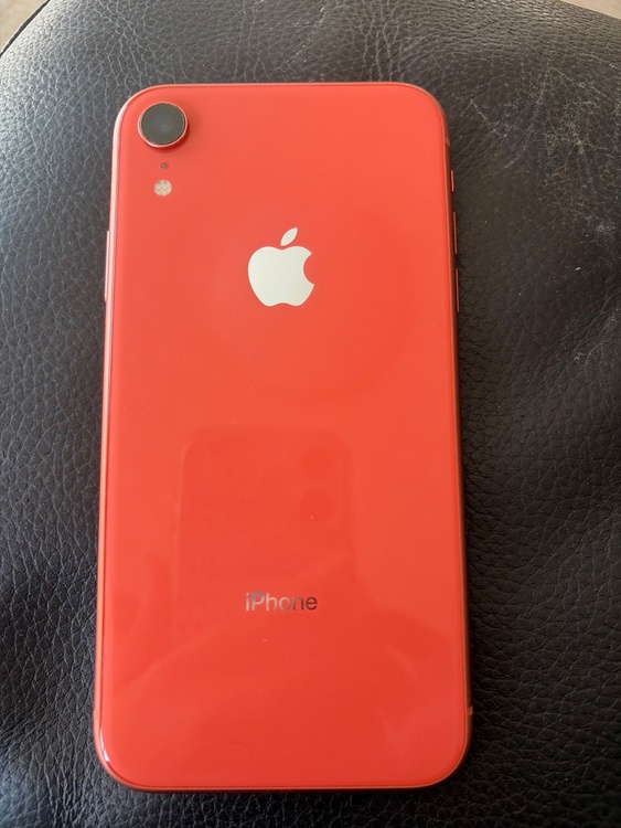 iPhoneXR（スマホ）の商品画像 - 査定依頼日：2026年10月10日 - 最高査定価格：12,500円