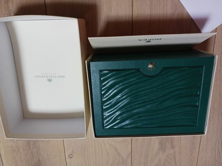 デイトナ（高級時計）の商品画像 - 査定依頼日：2025年10月12日 - 最高査定価格：2,960,000円