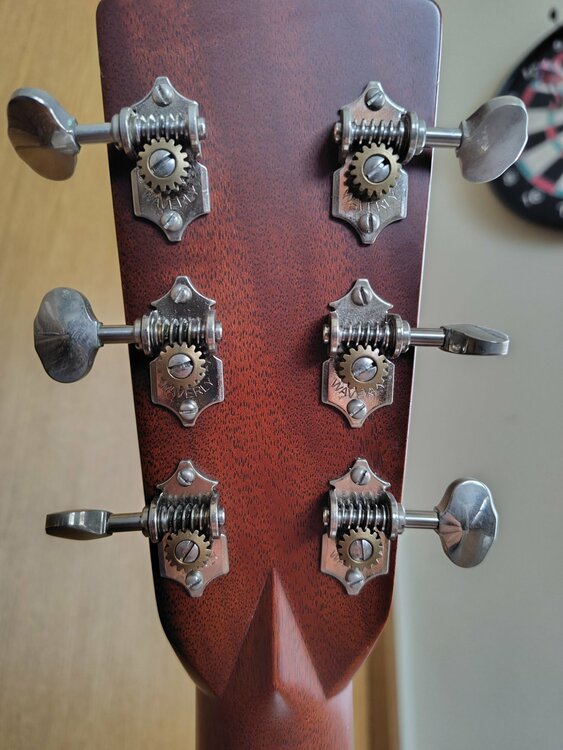 HD28V（ピアノ・楽器・PA機材）の商品画像 - 査定依頼日：2026年4月18日 - 最高査定価格：240,000円