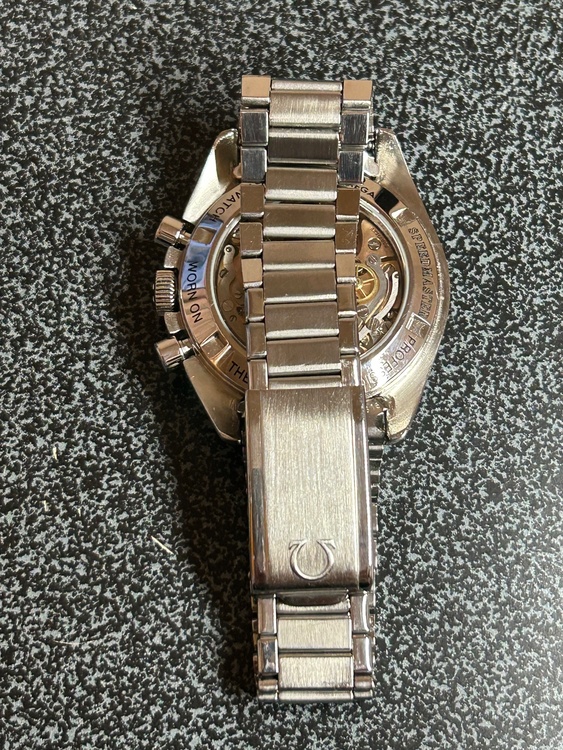 オメガ スピードマスター 145012（高級時計）の商品画像 - 査定依頼日：2025年12月22日 - 最高査定価格：2,000,000円