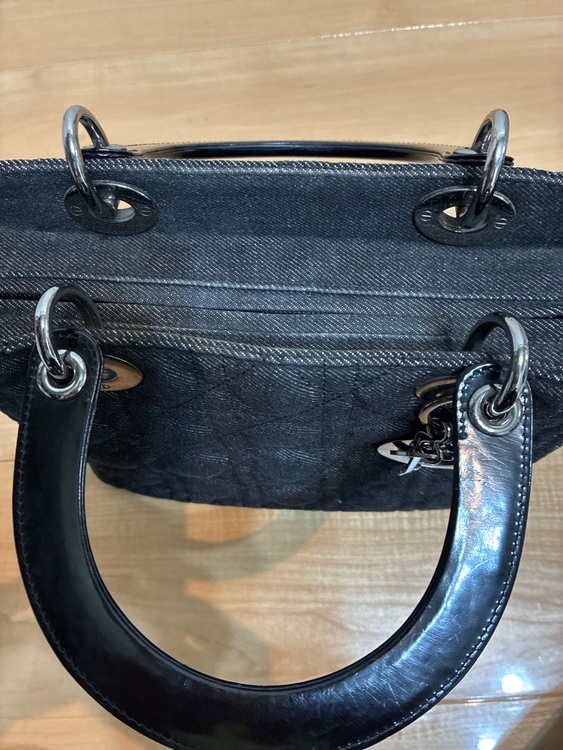 ディオール  （ブランドバッグ）の商品画像 - 査定依頼日：2025年12月2日 - 最高査定価格：150,000円