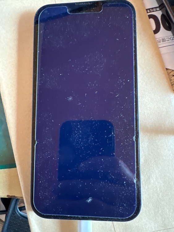 iPhone iPhone 13 128GB SIMフリー（スマホ）の商品画像 - 査定依頼日：2026年6月1日 - 最高査定価格：33,000円