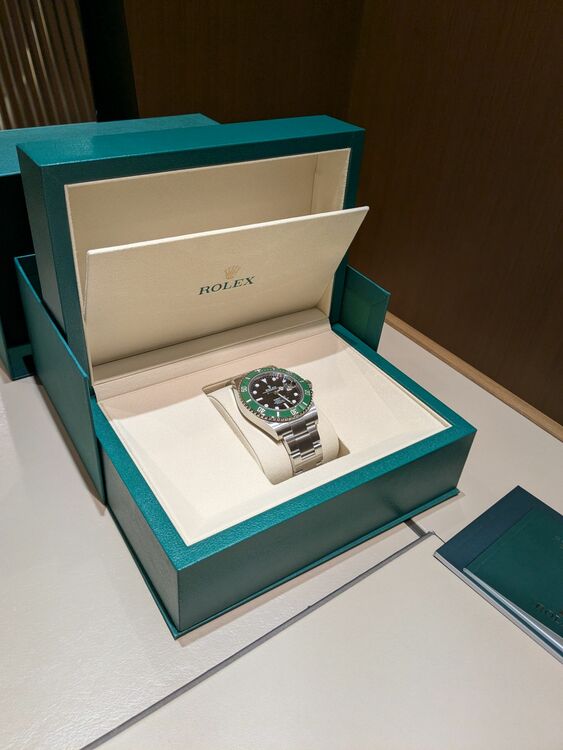 ロレックス サブマリーナー 126610LV（高級時計）の商品画像 - 査定依頼日：2025年6月16日 - 最高査定価格：2,250,000円