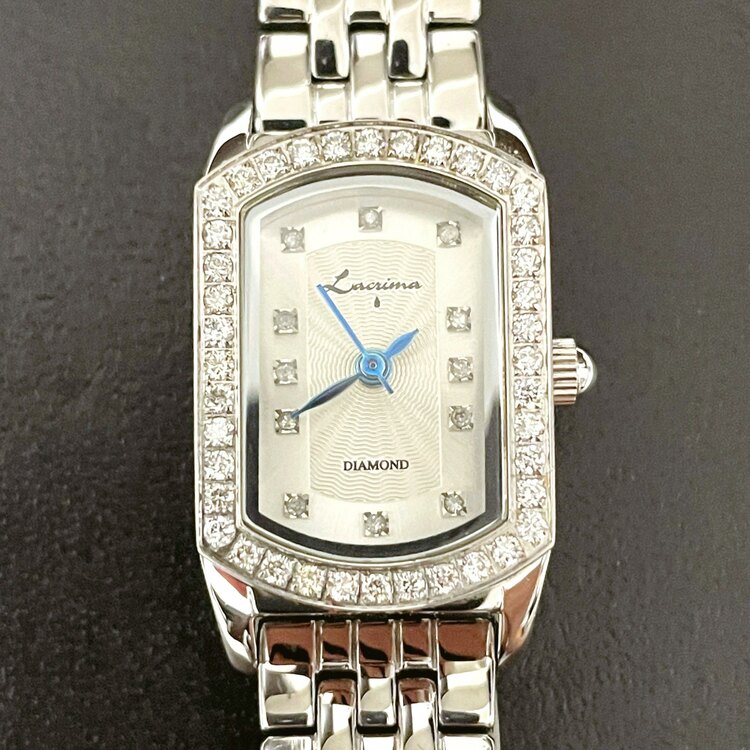 Lacrima（宝石）の商品画像 - 査定依頼日：2024年11月12日 - 最高査定価格：4,000円