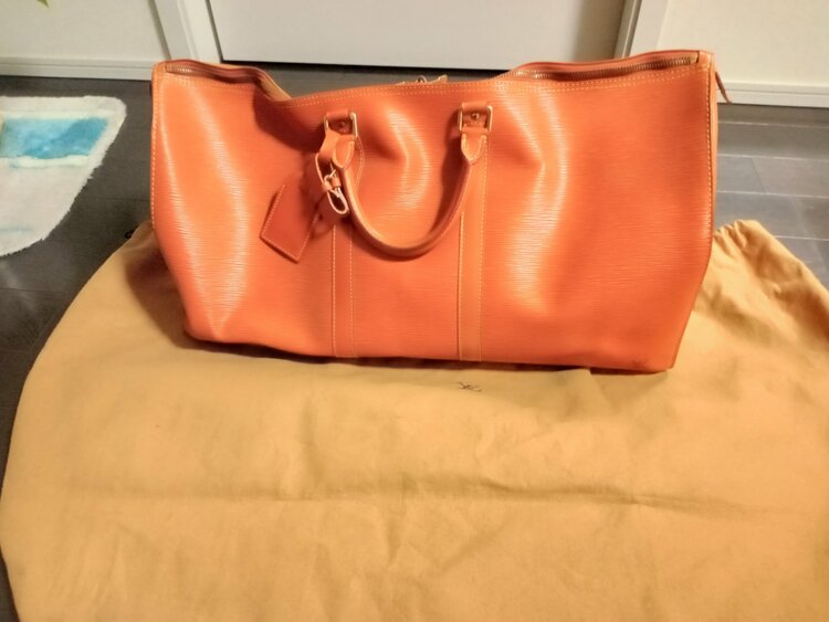 キーポルボストンバッグ（ブランドバッグ）の商品画像 - 査定依頼日：2025年12月28日 - 最高査定価格：70,000円