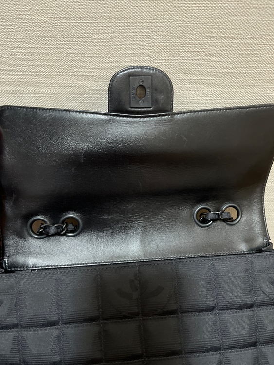 ニュートラベルライン（ブランドバッグ）の商品画像 - 査定依頼日：2026年10月14日 - 最高査定価格：260,000円