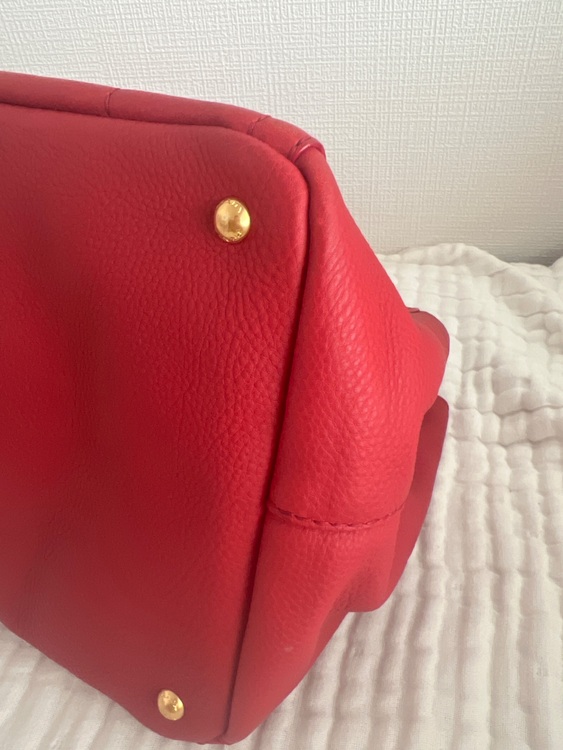 プラダ  （ブランドバッグ）の商品画像 - 査定依頼日：2025年8月20日 - 最高査定価格：70,000円