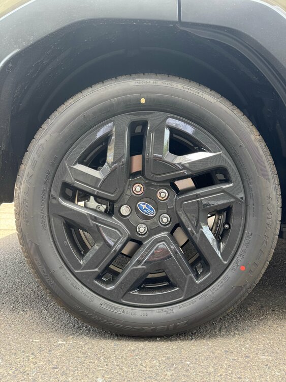 FALKEN｢ZIEX ZE001 A/S｣　４本（カー用品）の商品画像 - 査定依頼日：2026年6月5日 - 最高査定価格：5,000円