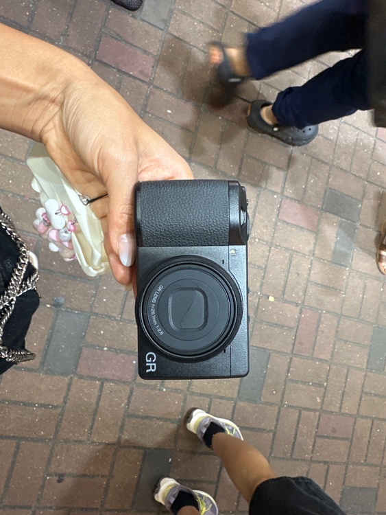 RICOH GR IIIx HDF（カメラ）の商品画像 - 査定依頼日：2026年10月10日 - 最高査定価格：152,000円