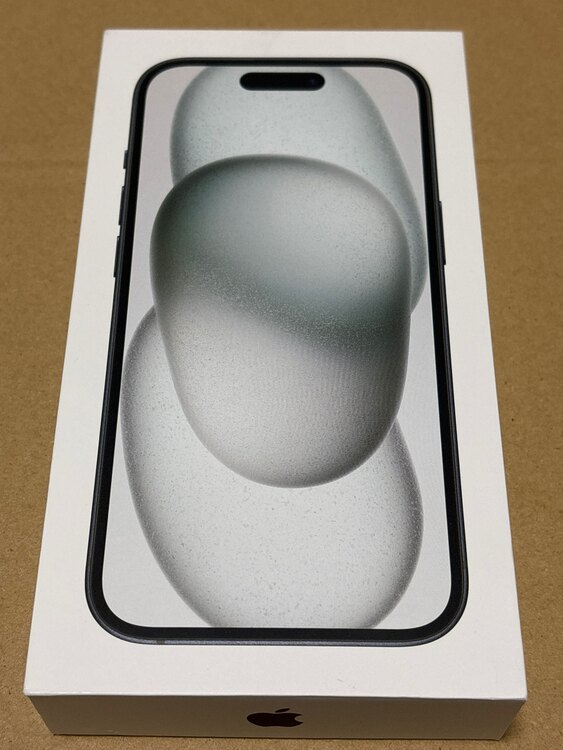 iPhone15 128G 未開封品（スマホ）の商品画像 - 査定依頼日：2025年2月17日 - 最高査定価格：81,000円