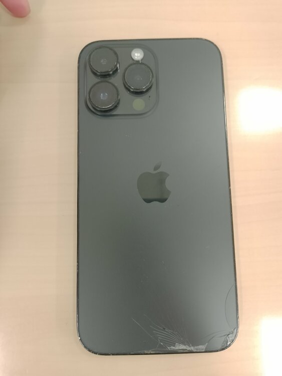 iPhone 14 Pro Max 256GB SIMフリー（スマホ）の商品画像 - 査定依頼日：2026年1月18日 - 最高査定価格：46,000円