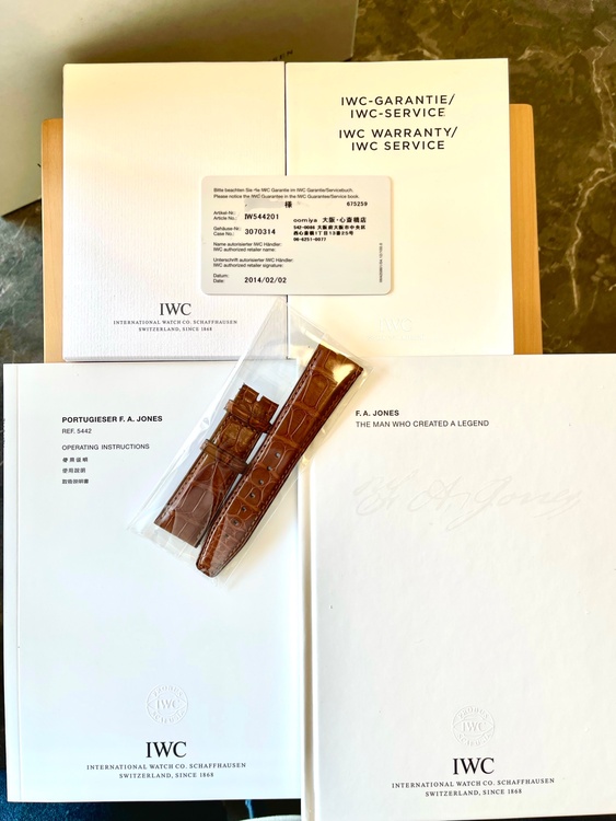 F.Aジョーンズ（高級時計）の商品画像 - 査定依頼日：2026年3月12日 - 最高査定価格：1,400,000円