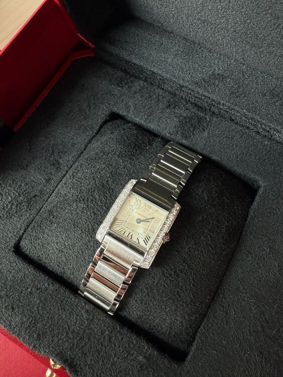 カルティエ タンク W（高級時計）の商品画像 - 査定依頼日：2025年3月26日 - 最高査定価格：830,000円