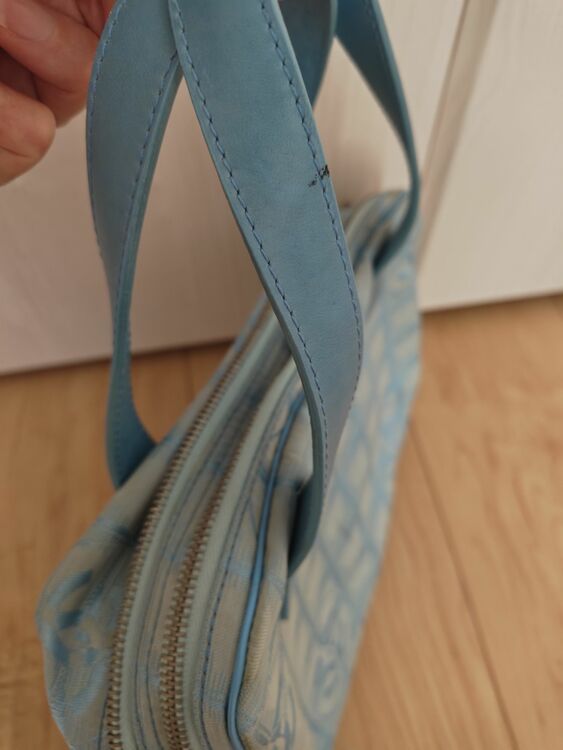 トラベルライン（ブランドバッグ）の商品画像 - 査定依頼日：2025年8月28日 - 最高査定価格：10,000円