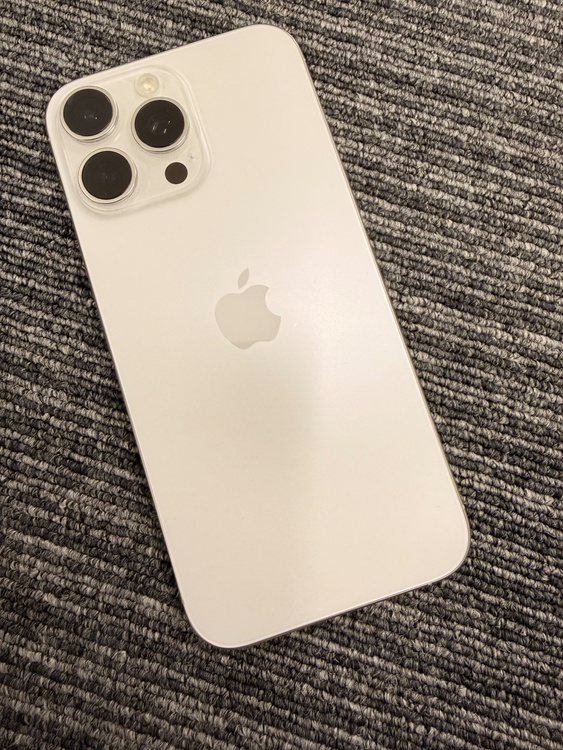 iPhone16Promax512GB（スマホ）の商品画像 - 査定依頼日：2025年12月22日 - 最高査定価格：155,000円