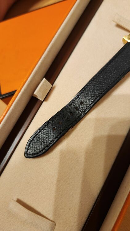 HERMES エルメス Hウォッチ（高級時計）の商品画像 - 査定依頼日：2025年9月21日 - 最高査定価格：60,000円