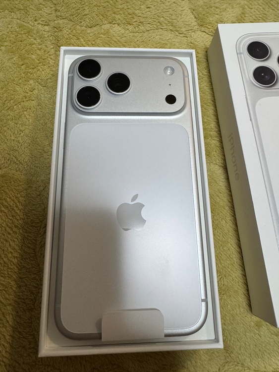 iPhone17promax（スマホ）の商品画像 - 査定依頼日：2025年10月30日 - 最高査定価格：223,000円