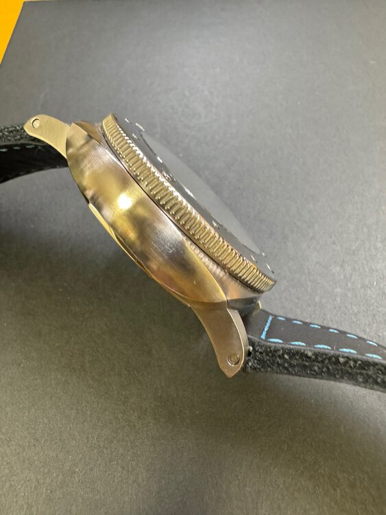 パネライサブマーシブル（高級時計）の商品画像 - 査定依頼日：2025年5月19日 - 最高査定価格：700,000円