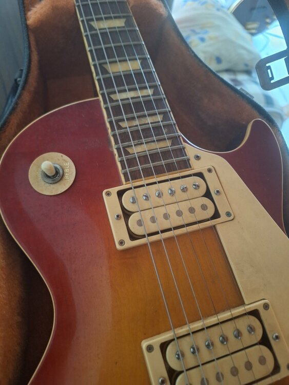 Burny （ピアノ・楽器・PA機材）の商品画像 - 査定依頼日：2026年4月13日 - 最高査定価格：60,000円