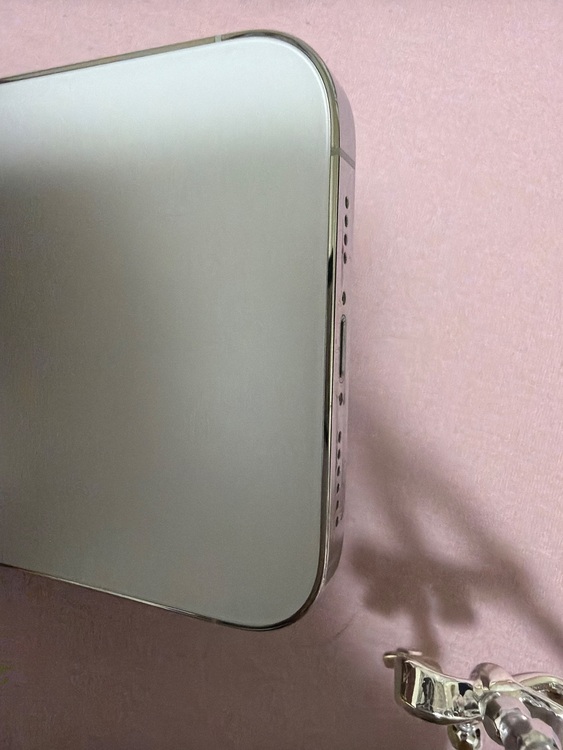 iPhone（スマホ）の商品画像 - 査定依頼日：2025年9月25日 - 最高査定価格：96,000円