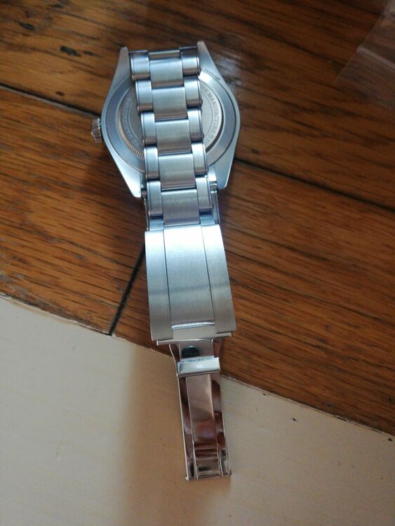 チューダー ブラックベイ M7939A1A0RU-0002（高級時計）の商品画像 - 査定依頼日：2025年10月5日 - 最高査定価格：530,000円