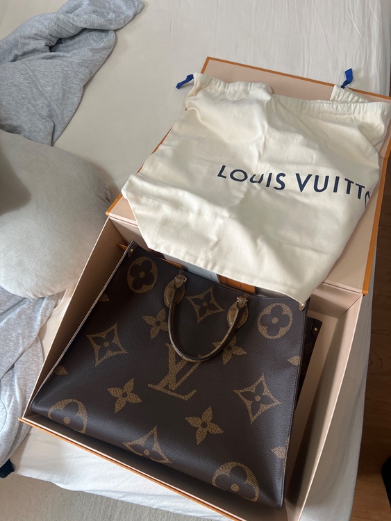 ルイヴィトン モノグラム （ブランドバッグ）の商品画像 - 査定依頼日：2025年9月4日 - 最高査定価格：260,000円