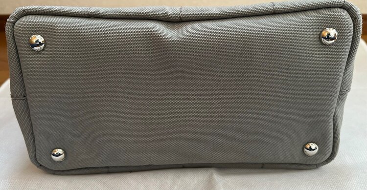 カナパ　アルデシア（グレー）（ブランドバッグ）の商品画像 - 査定依頼日：2025年5月2日 - 最高査定価格：50,000円