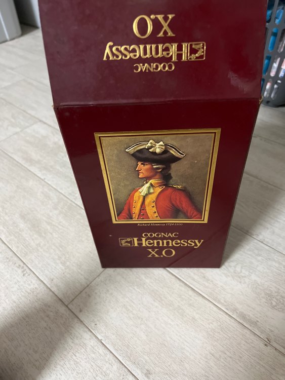 ヘネシーXO（お酒）の商品画像 - 査定依頼日：2022年10月4日 - 最高査定価格：20,000円