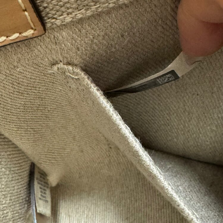 その他 クロエ （ブランドバッグ）の商品画像 - 査定依頼日：2025年3月11日 - 最高査定価格：70,000円