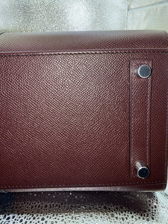 エルメス バーキン （ブランドバッグ）の商品画像 - 査定依頼日：2025年10月6日 - 最高査定価格：2,300,000円