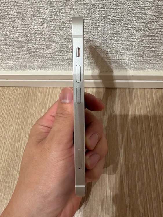 iPhone12 mini（スマホ）の商品画像 - 査定依頼日：2025年8月30日 - 最高査定価格：26,000円