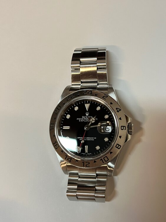 ロレックス エクスプローラー 16570（高級時計）の商品画像 - 査定依頼日：2025年2月4日 - 最高査定価格：500,000円