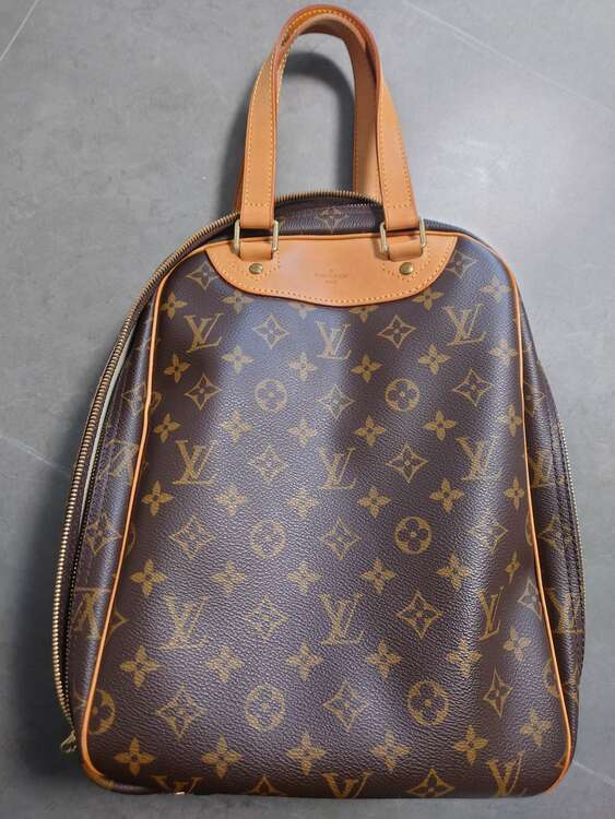 シューズバッグ（ブランドバッグ）の商品画像 - 査定依頼日：2024年12月29日 - 最高査定価格：40,000円