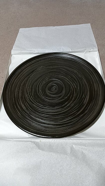 香川県漆焼きお盆（美術品・骨董品）の商品画像 - 査定依頼日：2026年5月9日 - 最高査定価格：1,000円