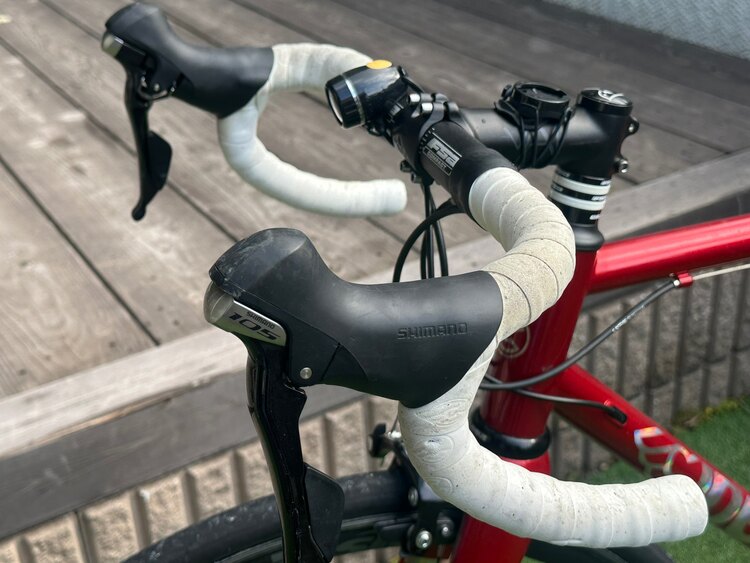 Cinelli VIGORELLI SHARK ピストバイク Shimano 1（自転車）の商品画像 - 査定依頼日：2025年2月23日 - 最高査定価格：75,000円