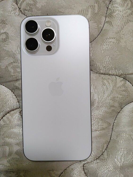 iPhone16ProMax（スマホ）の商品画像 - 査定依頼日：2026年4月18日 - 最高査定価格：120,000円