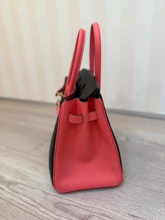 DAS039 MF（ブランドバッグ）の商品画像 - 査定依頼日：2026年4月20日 - 最高査定価格：2,500,000円