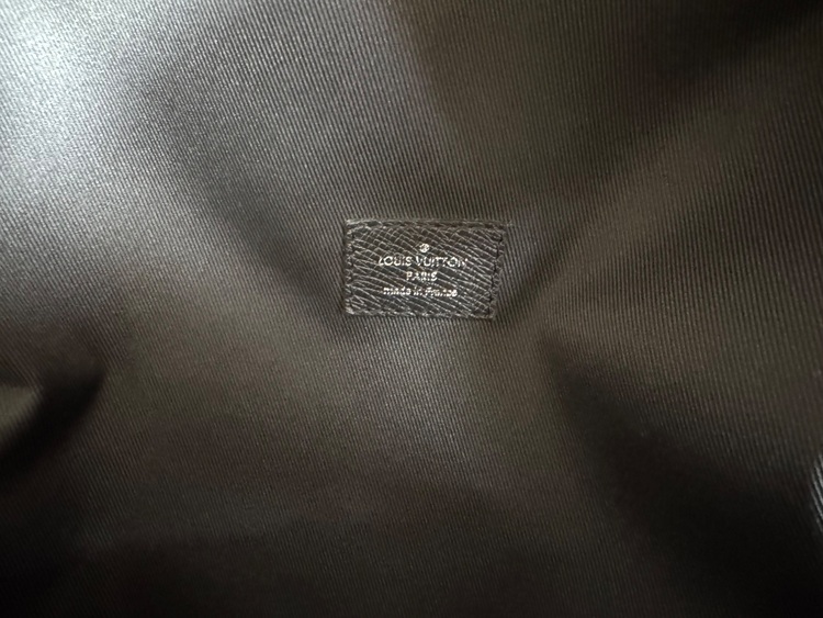 リュック M30230 モノグラムエクリプス タイガ （ブランドバッグ）の商品画像 - 査定依頼日：2025年7月4日 - 最高査定価格：180,000円