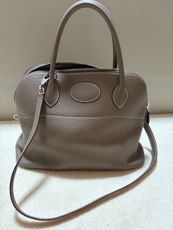 ボリード31 エトゥープ（ブランドバッグ）の商品画像 - 査定依頼日：2025年8月18日 - 最高査定価格：600,000円