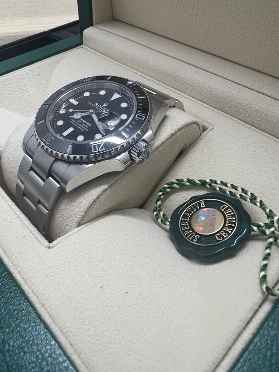 サブマリーナ（高級時計）の商品画像 - 査定依頼日：2025年2月19日 - 最高査定価格：2,000,000円