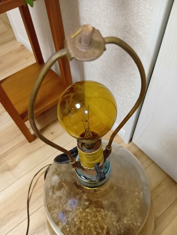 照明 LEVITON製ソケット（美術品・骨董品）の商品画像 - 査定依頼日：2026年8月21日 - 最高査定価格：100,000円
