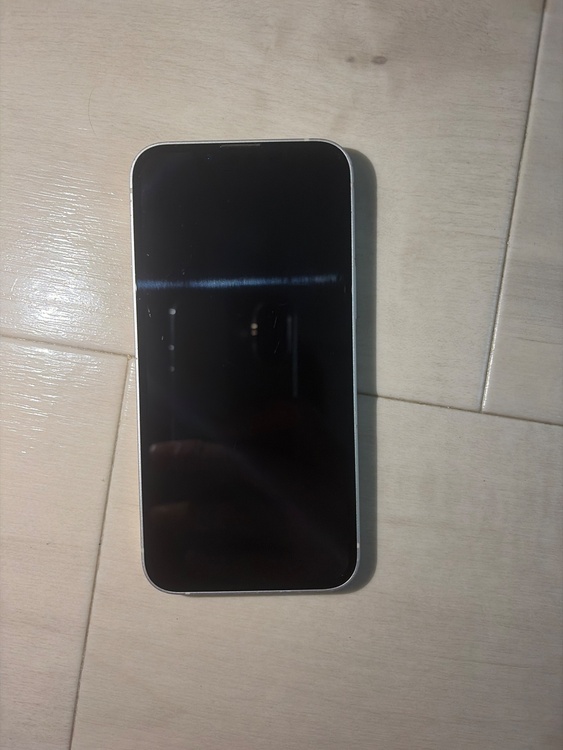 iPhone iPhone 13 mini 128GB Softbank（スマホ）の商品画像 - 査定依頼日：2026年8月6日 - 最高査定価格：23,000円