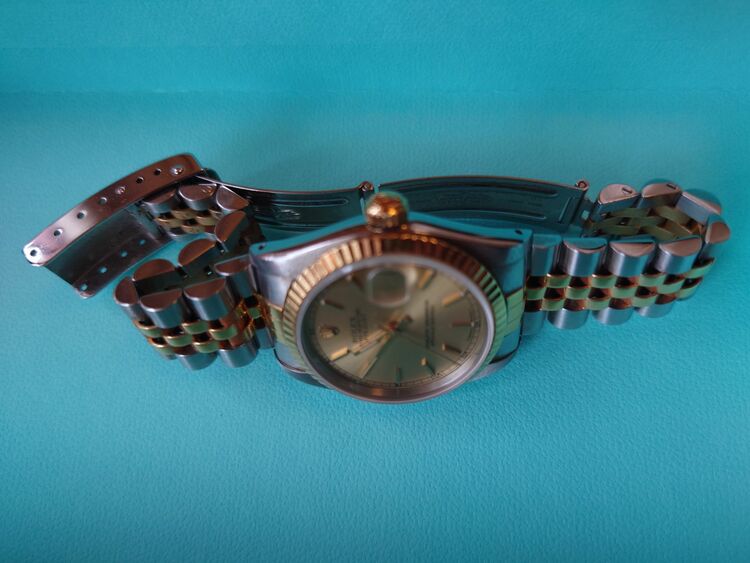 ロレックス デイトジャスト 16233（高級時計）の商品画像 - 査定依頼日：2025年7月8日 - 最高査定価格：850,000円